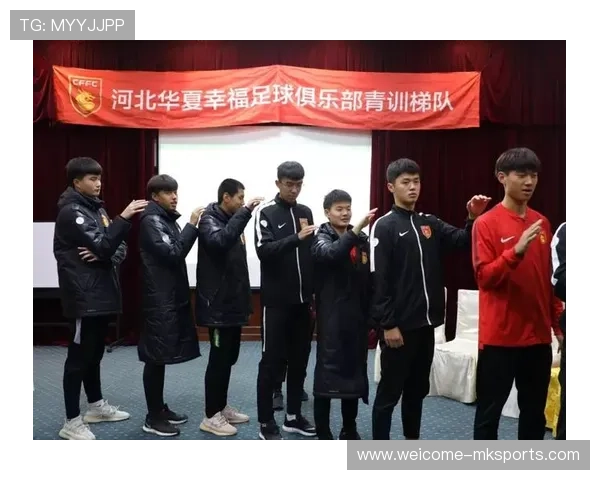 青训是否引导球员正确理解团队角色与战术职责,什么是青训队员