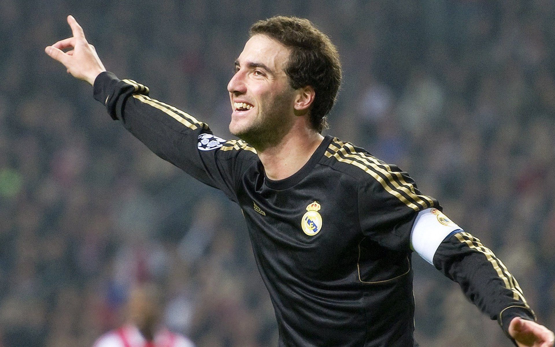 体育新闻中心发布智能运动员训练数据管理平台,全国智能体育运动会