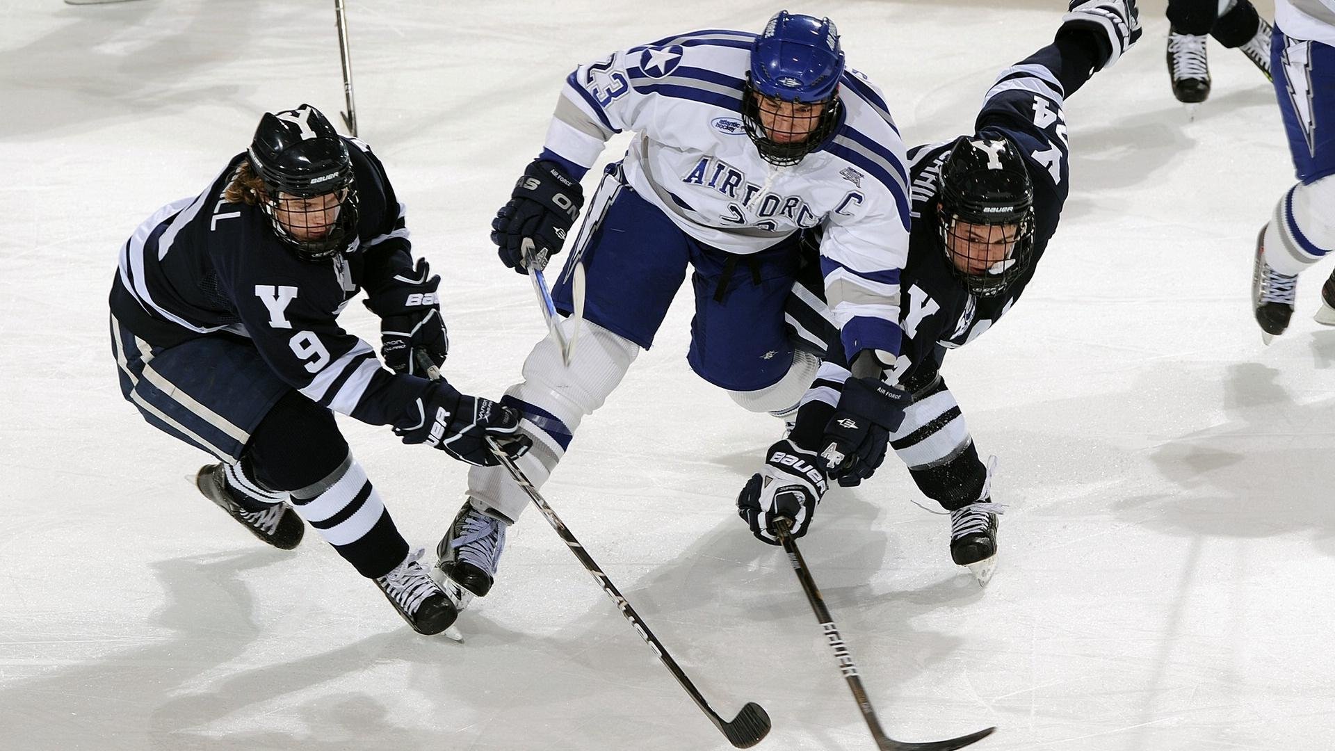 南特中后场联动保障防线完整性，南特主场